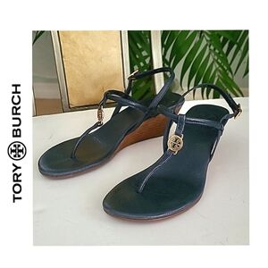 Tory Burch Leather Sandals ❤️
